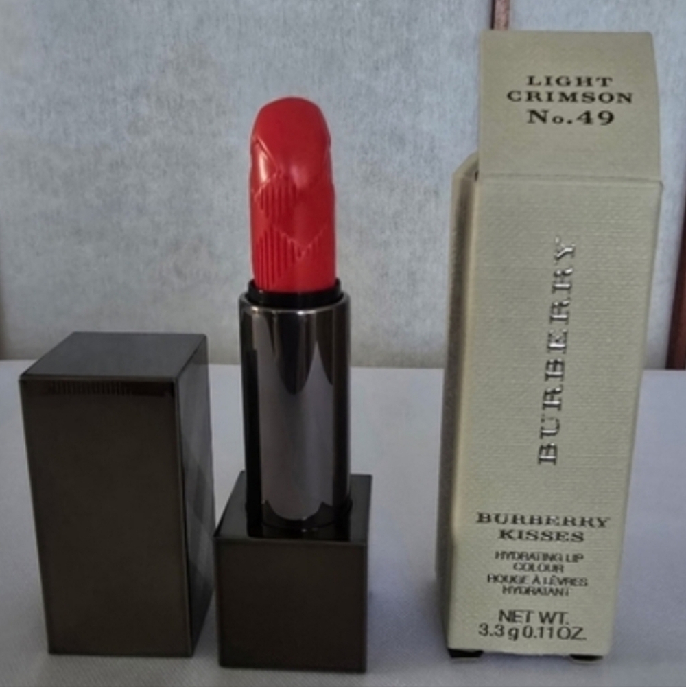 Burberry Kisses Hydrating Lip Colour Light Crimson No. 49